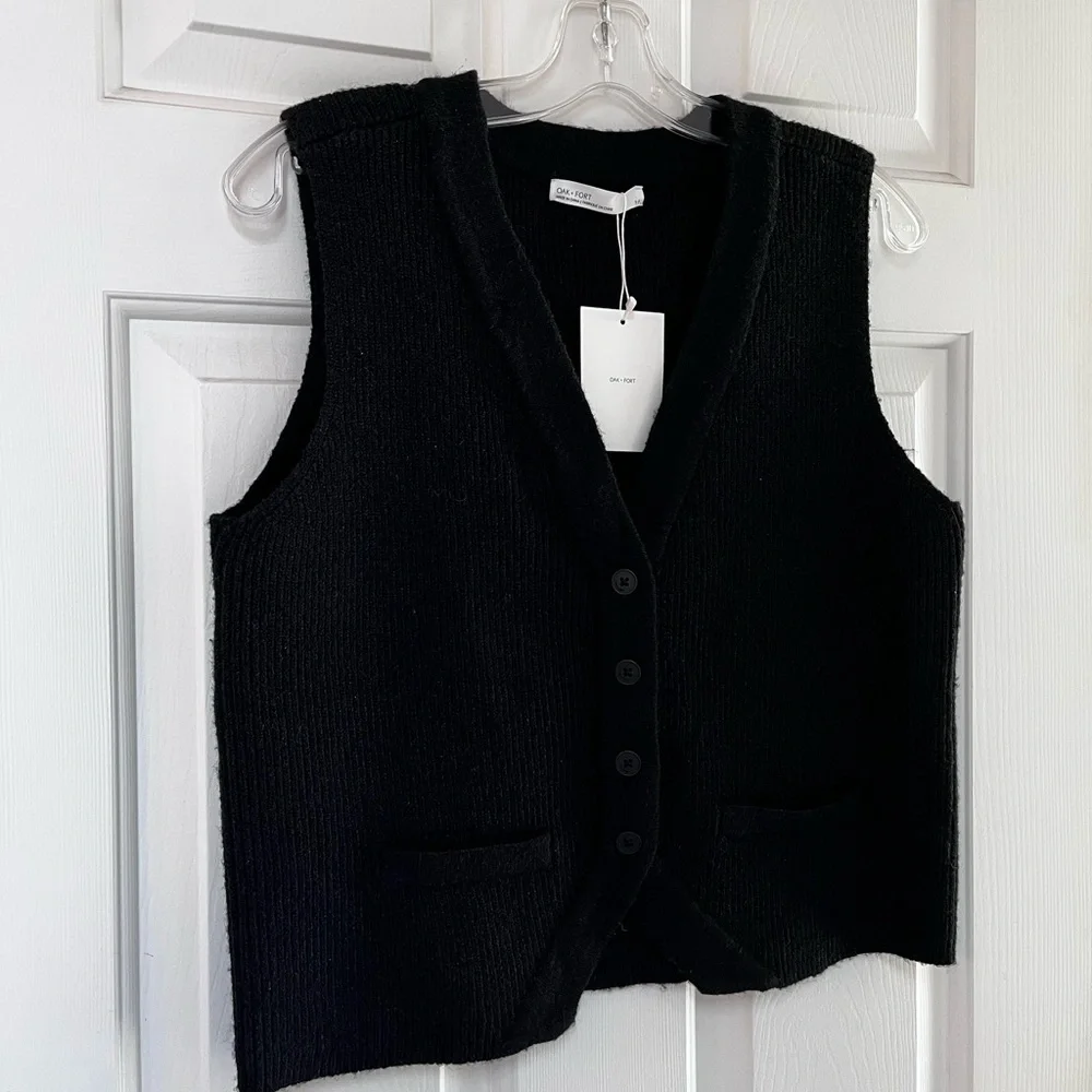 NWT Oak + Fort Button Down Vest Cardigan Black S - Picture 7 of 15